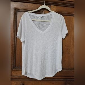 Banana Republic White V-Neck Women's Top